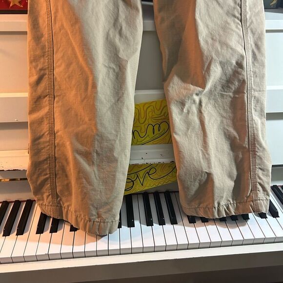 L.L. Bean Natural Fit Khaki Pants Size 30x34 - Picture 4 of 16